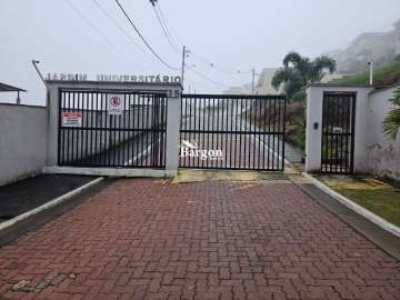Casa à venda em São Pedro, Juiz de Fora - MG
