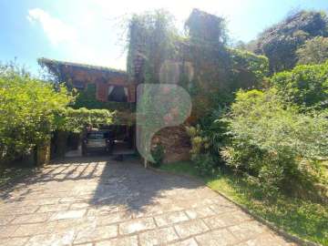 Casa à venda em Nogueira, Petrópolis - RJ