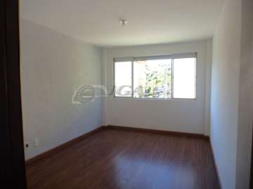 Apartamento para alugar em Chácara Flora, Petrópolis - RJ