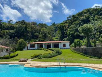 Casa à venda em Quitandinha, Petrópolis - RJ